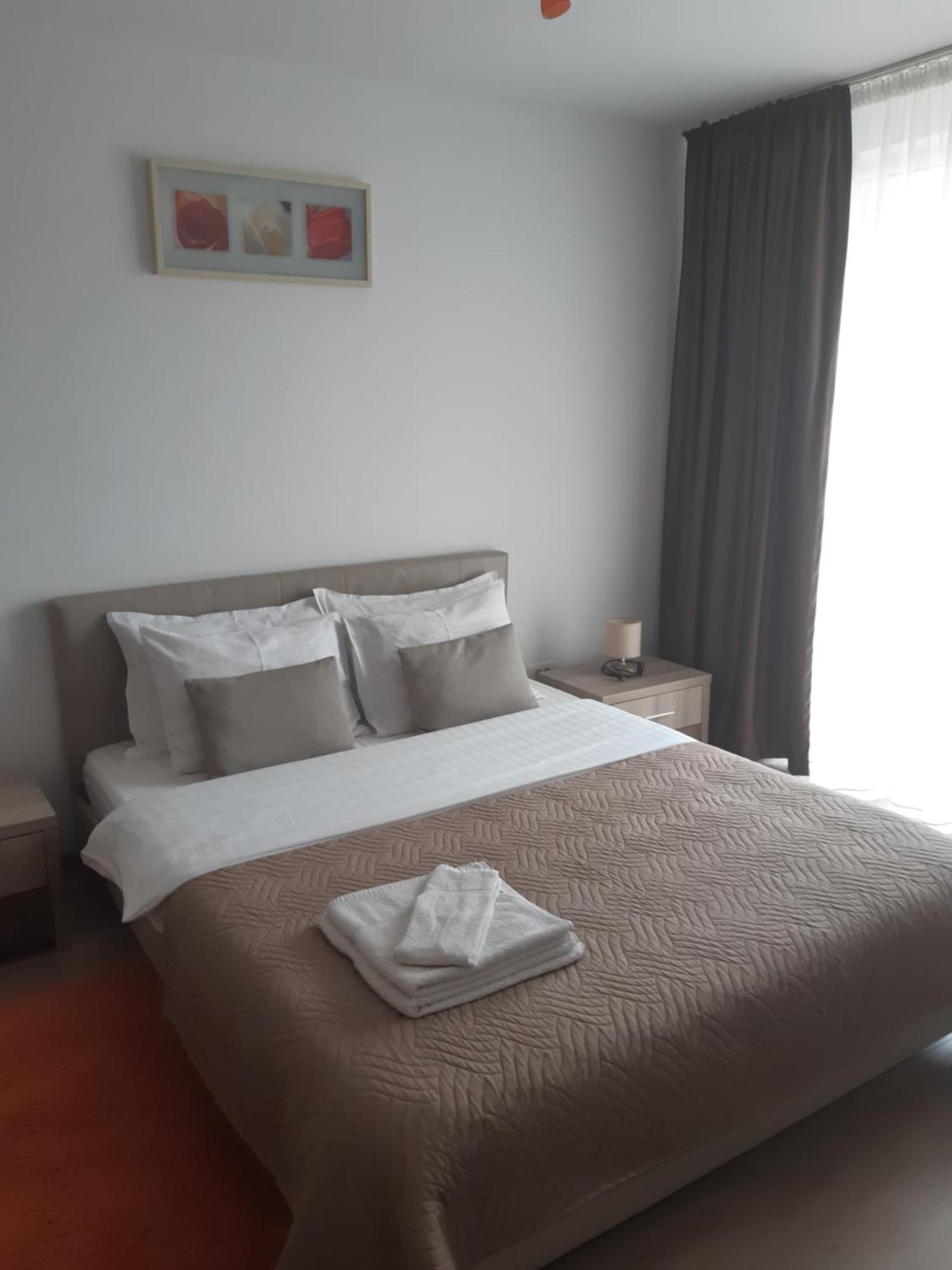 Apartament Marcel - Coresi Mall Brașov Exterior foto